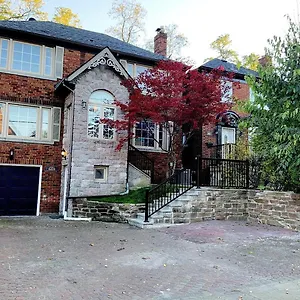 Leaside Garden Guest house