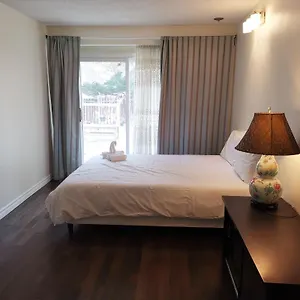 Private In House In North York Shared Kitchen Guest house