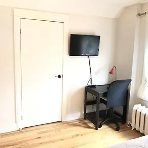 The Parkway Place Guest house