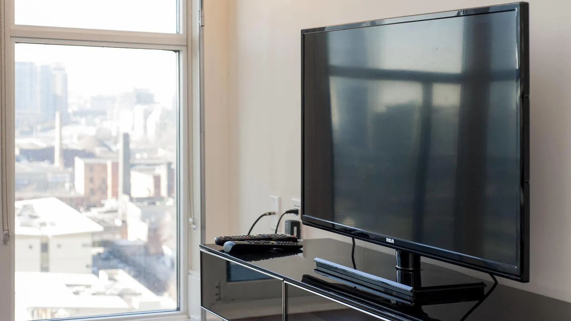 Hotel Life Suites Luxury Downtown Condos Toronto