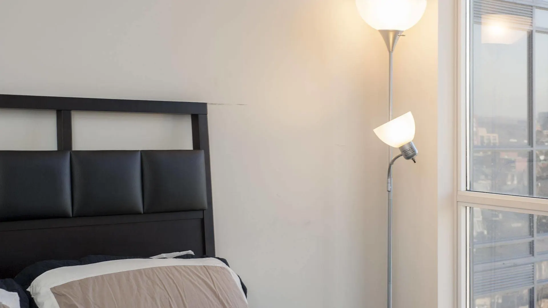 Life Suites Luxury Downtown Condos Toronto Canada