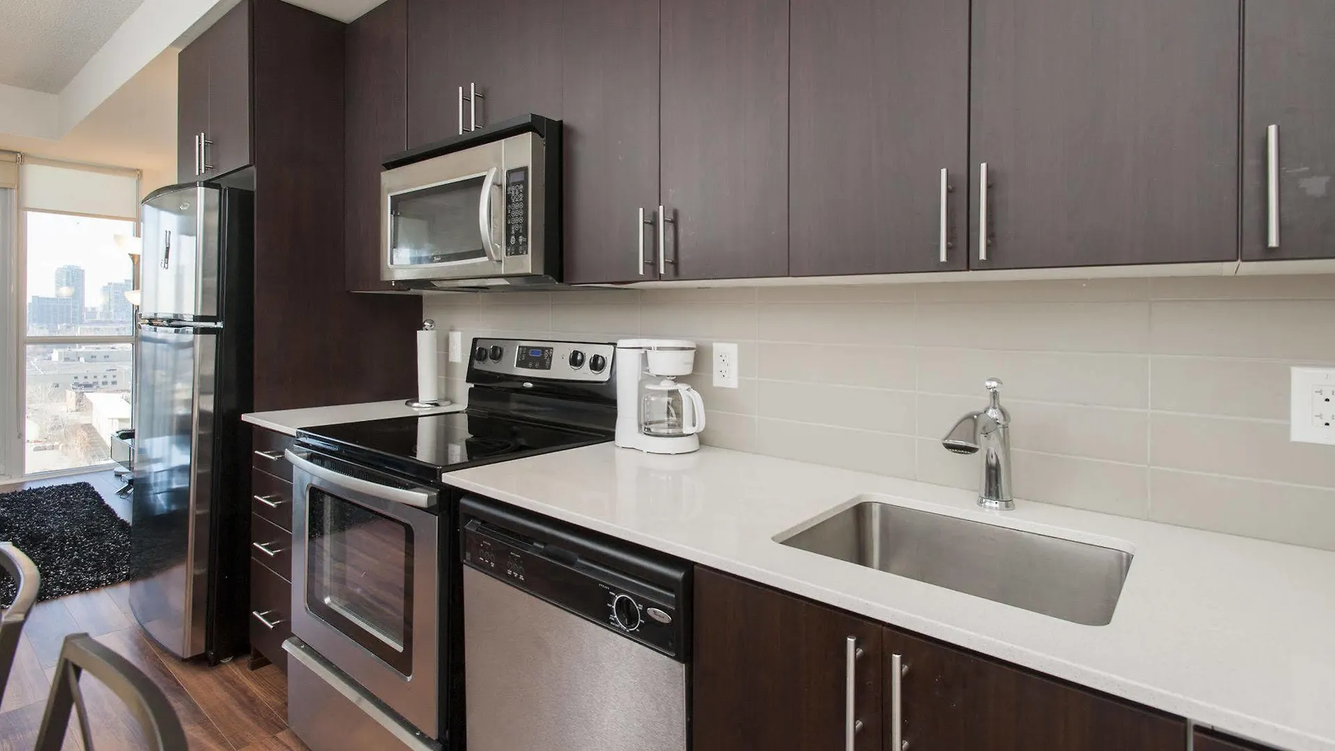 Life Suites Luxury Downtown Condos Toronto 3*,  Canada