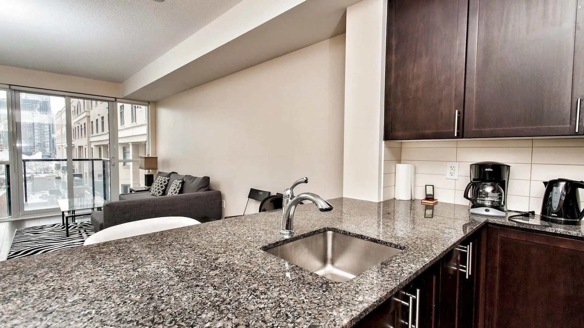 Hotel Life Suites Luxury Downtown Condos Toronto